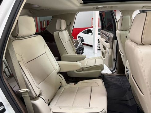 Used 2023 GMC Yukon Denali image 25
