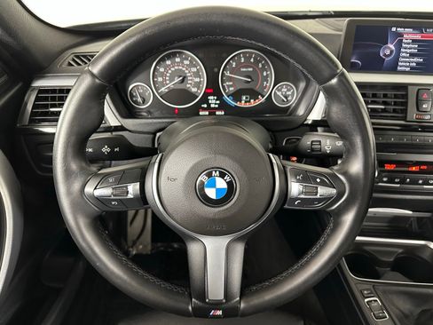 Used 2014 BMW 335i xDrive Sedan AWD/4WD image 11