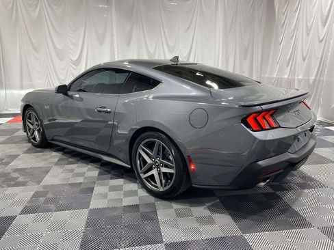 Used 2025 Ford Mustang GT Premium RWD image 2