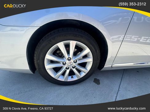 Used 2011 Lexus ES 350 FWD image 25