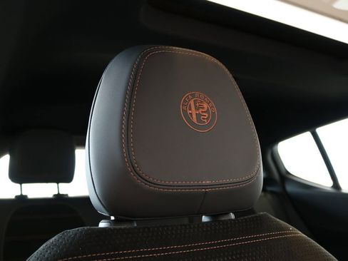 New 2025 Alfa Romeo Tonale image 37