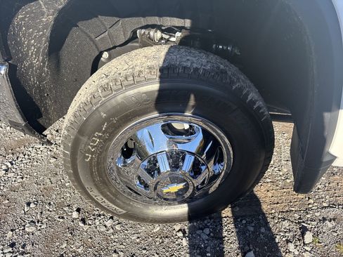 New 2026 Chevrolet Silverado 3500 LT w/ Convenience Package image 13