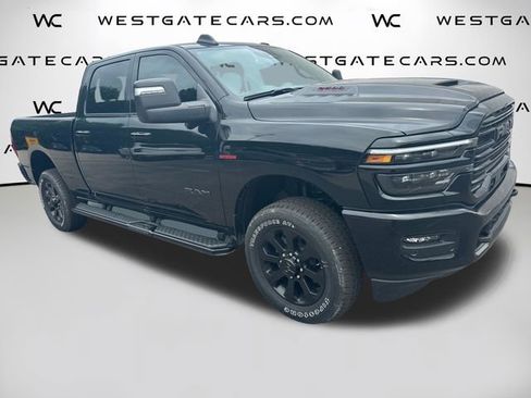 New 2026 RAM 2500 Laramie AWD/4WD image 25