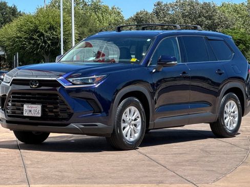 Certified 2025 Toyota Grand Highlander AWD Hybrid image 10