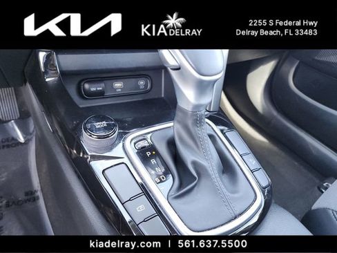 Used 2024 Kia Seltos S FWD image 22