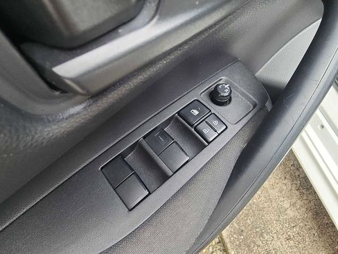 Used 2023 Toyota Corolla LE image 14