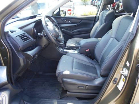Used 2022 Subaru Ascent Onyx Edition AWD/4WD image 2