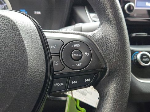 Used 2021 Toyota Corolla LE image 22