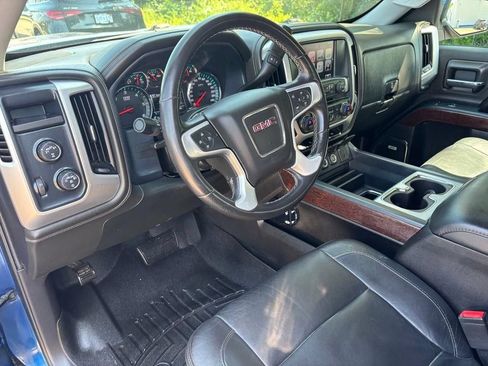 Used 2017 GMC Sierra 1500 SLT w/ SLT Premium Package AWD/4WD image 6