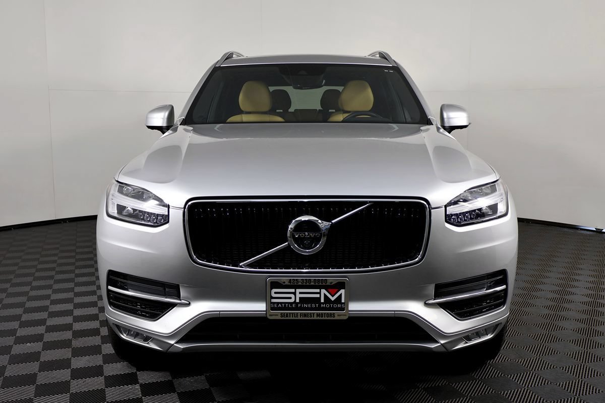 Used 2018 Volvo XC90 T5 Momentum w/ Convenience Package AWD/4WD image 4