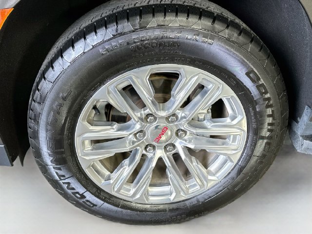 Used 2021 GMC Yukon XL SLT w/ SLT Luxury Plus Package AWD/4WD image 17