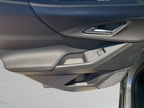 New 2027 Chevrolet Equinox LT FWD image 19