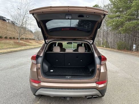 Used 2017 Hyundai Tucson Sport image 22
