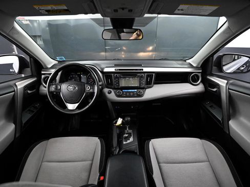 Used 2017 Toyota RAV4 XLE image 17