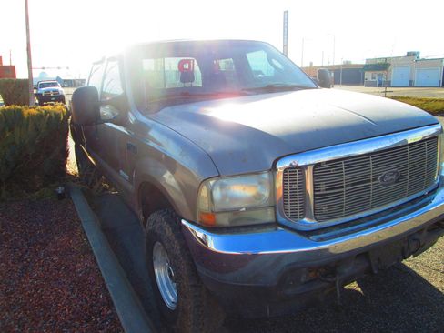 Used 2004 Ford F250 XLT image 4