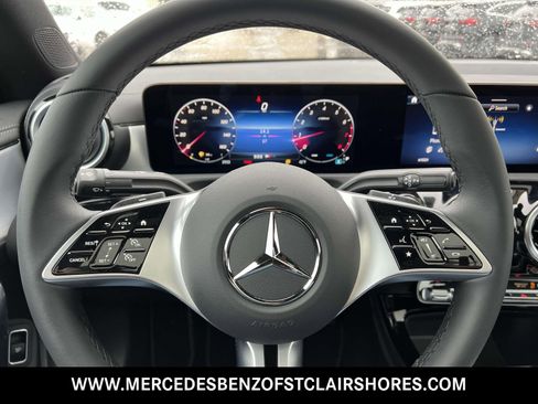 Used 2025 Mercedes-Benz CLA 250 4MATIC image 23