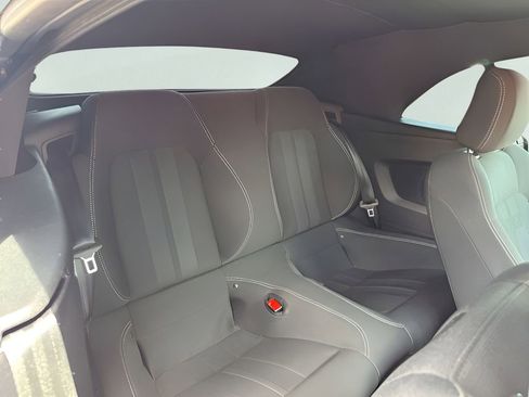 Used 2020 Ford Mustang Convertible RWD image 18