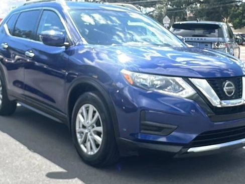 Used 2018 Nissan Rogue SV FWD image 5