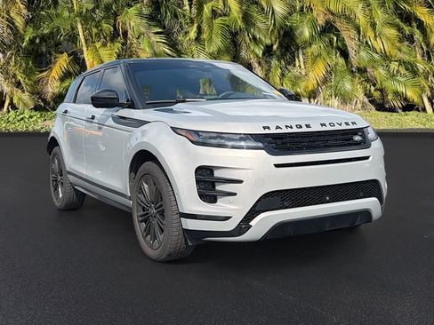 Used 2024 Land Rover Range Rover Evoque Dynamic SE AWD/4WD image 2