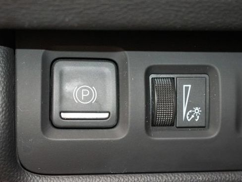 Used 2024 Cadillac XT4 Sport AWD/4WD image 35