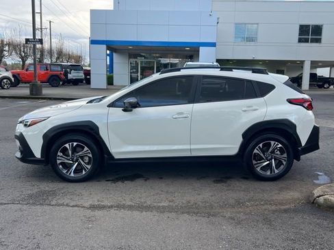 Used 2024 Subaru Crosstrek 2.0i Premium w/ Crosstrek Mirror Package image 4