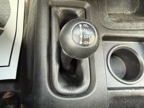 Used 2017 RAM 5500 Tradesman w/ Power & Remote Entry Group image 31