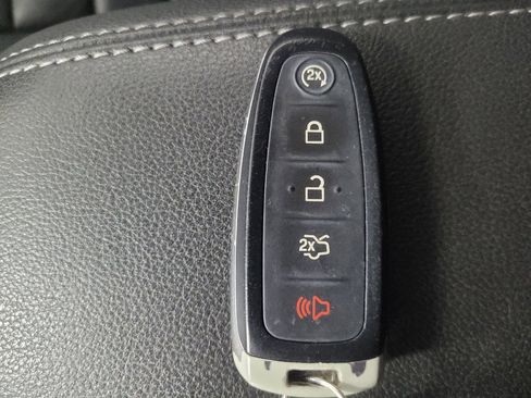 Used 2016 Ford Escape Titanium FWD image 32