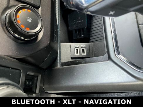 Used 2018 Ford F150 XLT w/ Equipment Group 302A Luxury AWD/4WD image 17