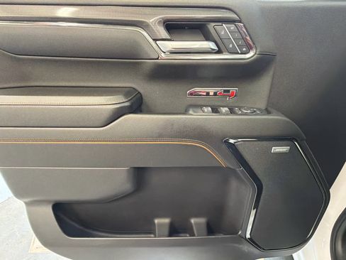 Used 2024 GMC Sierra 1500 AT4 w/ Technology Package AWD/4WD image 21