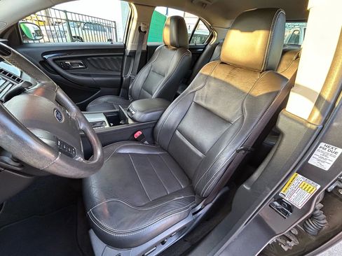 Used 2011 Ford Taurus Limited image 10