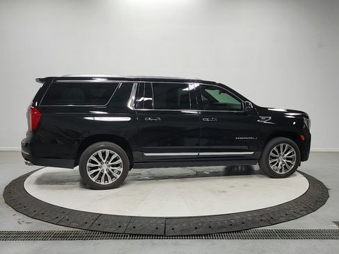 Used 2021 GMC Yukon XL Denali AWD/4WD image 8