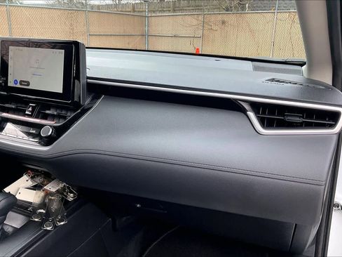 Used 2026 Toyota Corolla Cross LE w/ Moonroof Package image 19