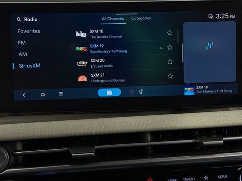 Used 2025 Hyundai Tucson SEL image 17