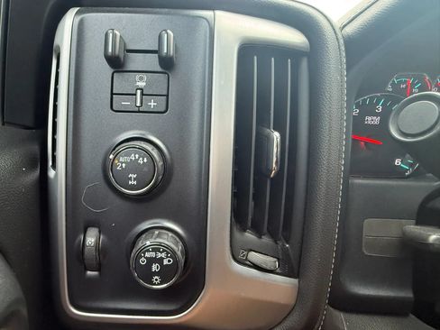 Used 2018 GMC Sierra 1500 SLT AWD/4WD image 11