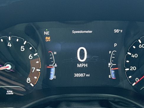 Used 2022 Jeep Compass Latitude FWD image 27