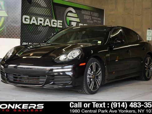 Used 2016 Porsche Panamera 4 Edition image 1