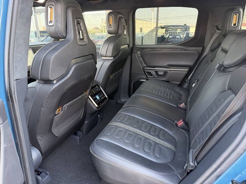 Used 2022 Rivian R1T Adventure AWD/4WD image 9