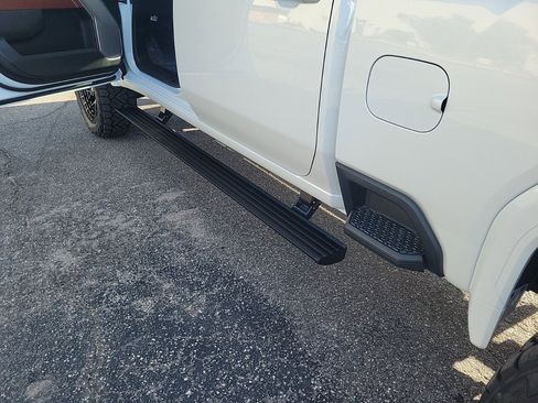 New 2026 GMC Sierra 2500 Denali Ultimate image 12