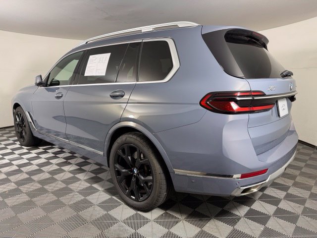 Used 2024 BMW X7 xDrive40i w/ Executive Package AWD/4WD image 4
