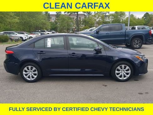 Used 2024 Toyota Corolla LE FWD image 4