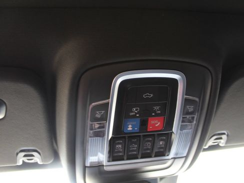 Used 2022 RAM 1500 TRX w/ TRX Level 2 Equipment Group AWD/4WD image 21