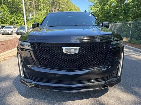 Used 2023 Cadillac Escalade Sport w/ Touring Package AWD/4WD image 9