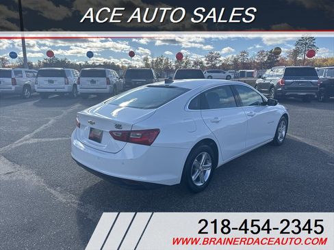 Used 2022 Chevrolet Malibu LS w/ Driver Confidence Package II image 3