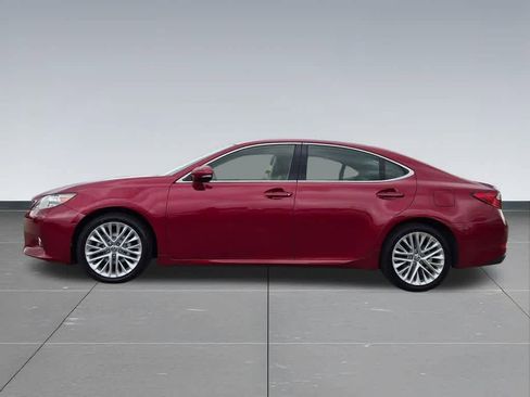 Used 2013 Lexus ES 350 w/ Ultra Luxury Pkg FWD image 6