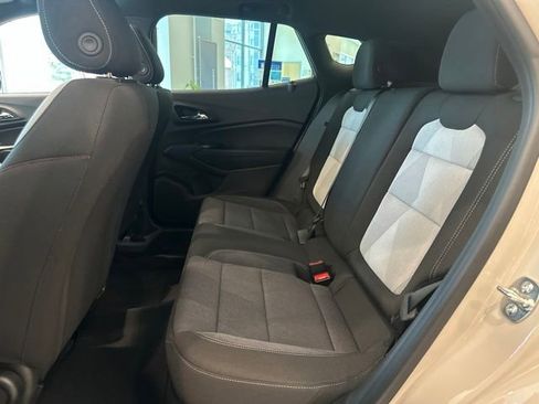 New 2026 Chevrolet Trax RS w/ Sunroof Package FWD image 10