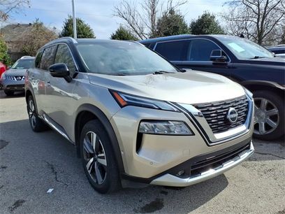 Certified 2022 Nissan Rogue Platinum w/ Head-Up Display Package
