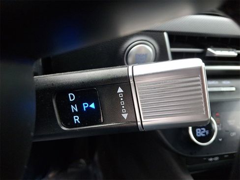 Used 2024 Hyundai Sonata SEL image 16