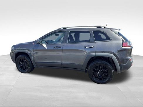 Used 2019 Jeep Cherokee Trailhawk w/ Comfort/Convenience Group image 8