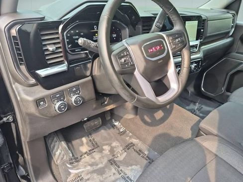 Used 2024 GMC Sierra 1500 Elevation AWD/4WD image 11
