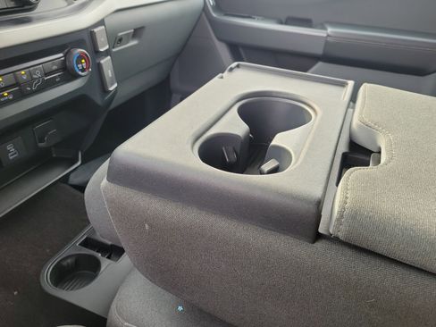 Used 2022 Ford F150 XLT w/ XTR Package image 30